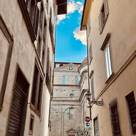 Charming Staying Close To Duomo Florença