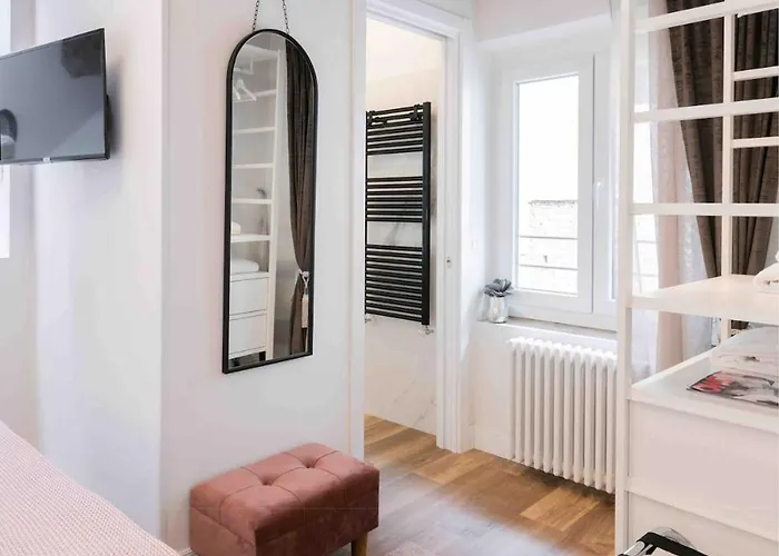 Charming Staying Close To Duomo Apartamento *