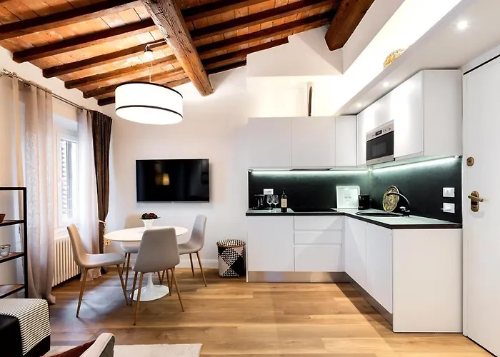 Charming Staying Close To Duomo * Florença