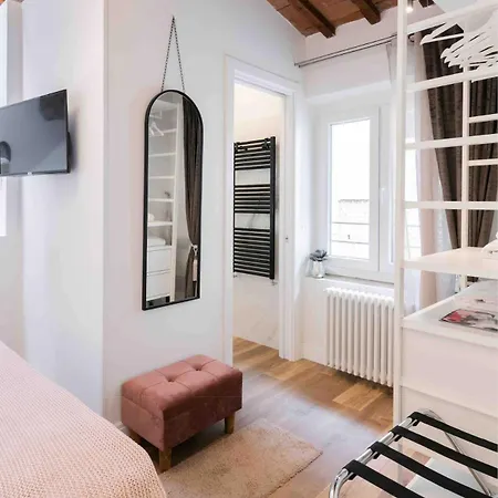 Charming Staying Close To Duomo Appartement *